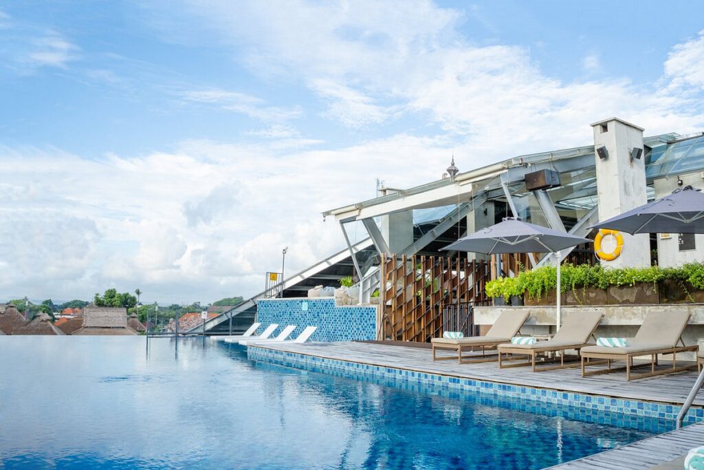 Menilik Potensi Bisnis Resort Perhotelan di Negara Beriklim Tropis