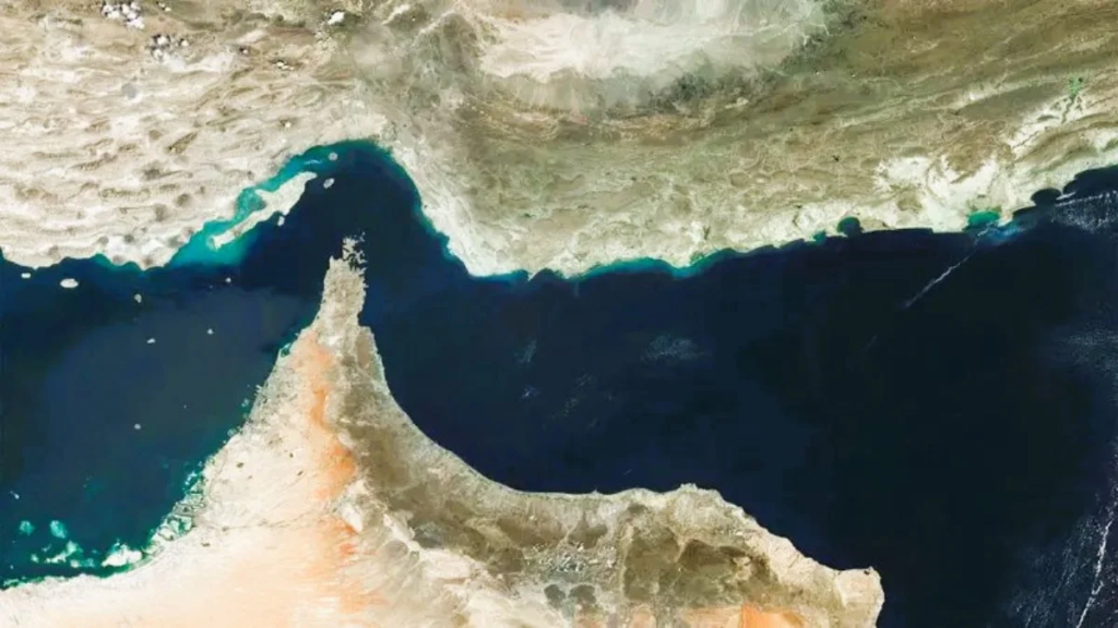 Project Freedom AS di Selat Hormuz Misi Damai atau Strategi Tersembunyi Trump yang Bikin Dunia Waswas