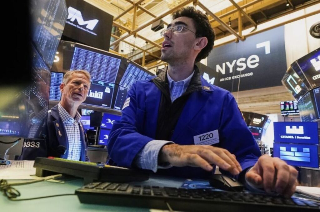 Bursa AS Dibuka Menguat, Suku Bunga The Fed Jadi Sorotan Utama Pasar
